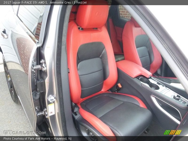 Ammonite Grey / S Red/Jet 2017 Jaguar F-PACE 35t AWD S