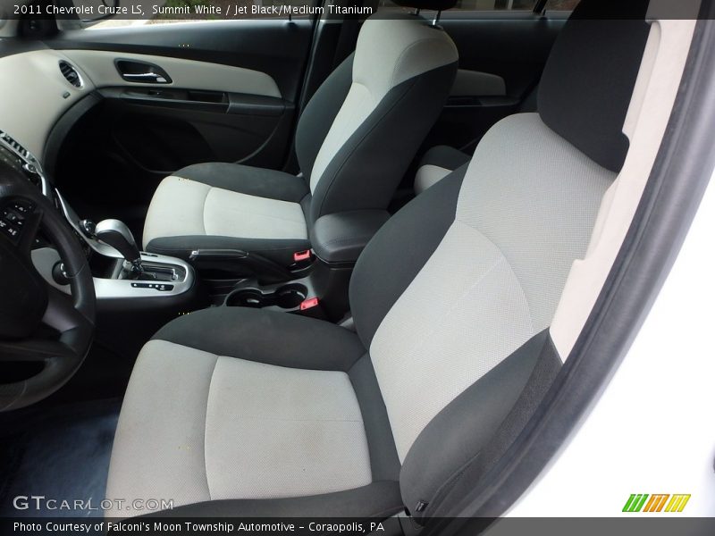 Summit White / Jet Black/Medium Titanium 2011 Chevrolet Cruze LS