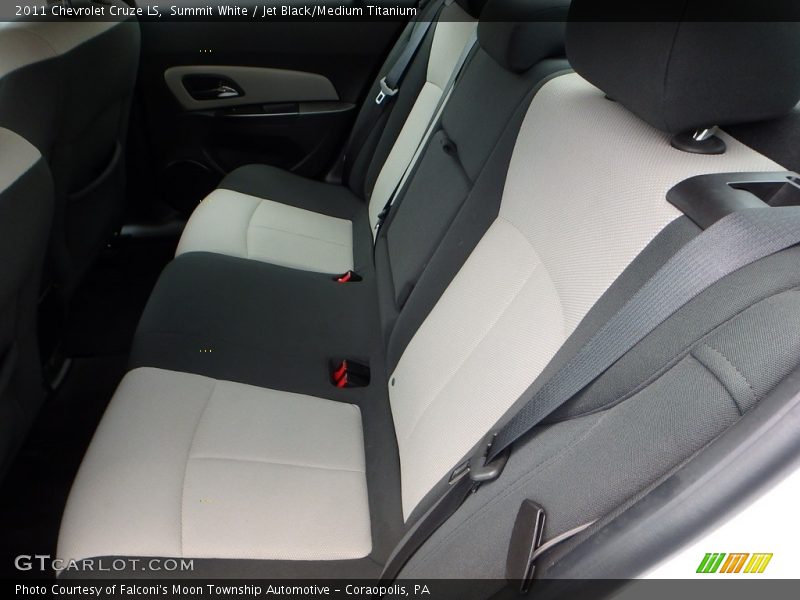 Summit White / Jet Black/Medium Titanium 2011 Chevrolet Cruze LS