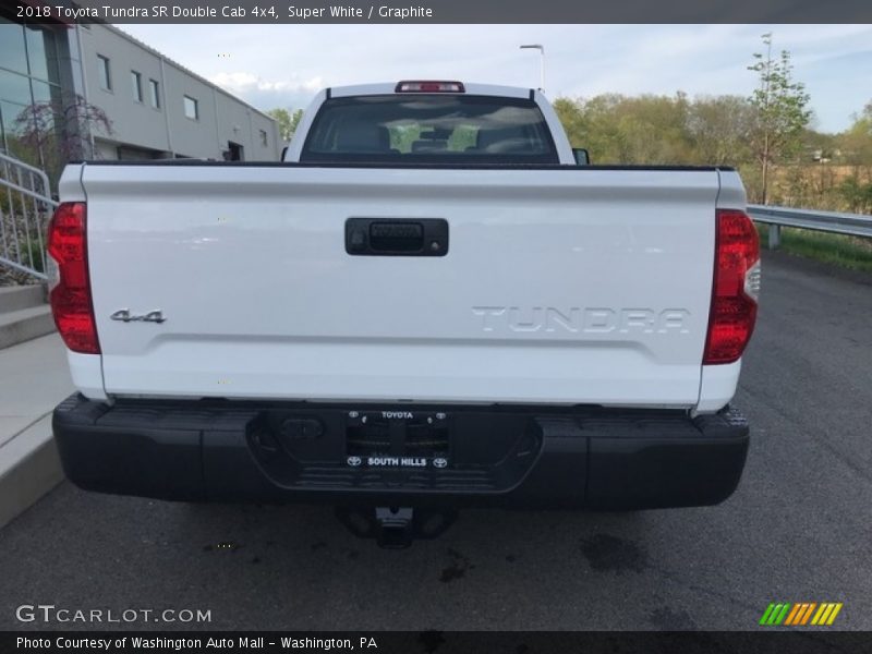 Super White / Graphite 2018 Toyota Tundra SR Double Cab 4x4
