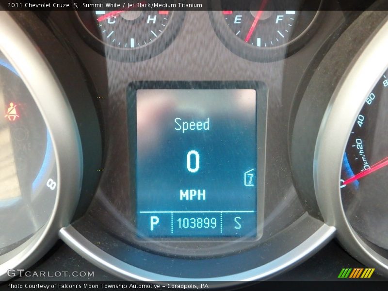 Summit White / Jet Black/Medium Titanium 2011 Chevrolet Cruze LS