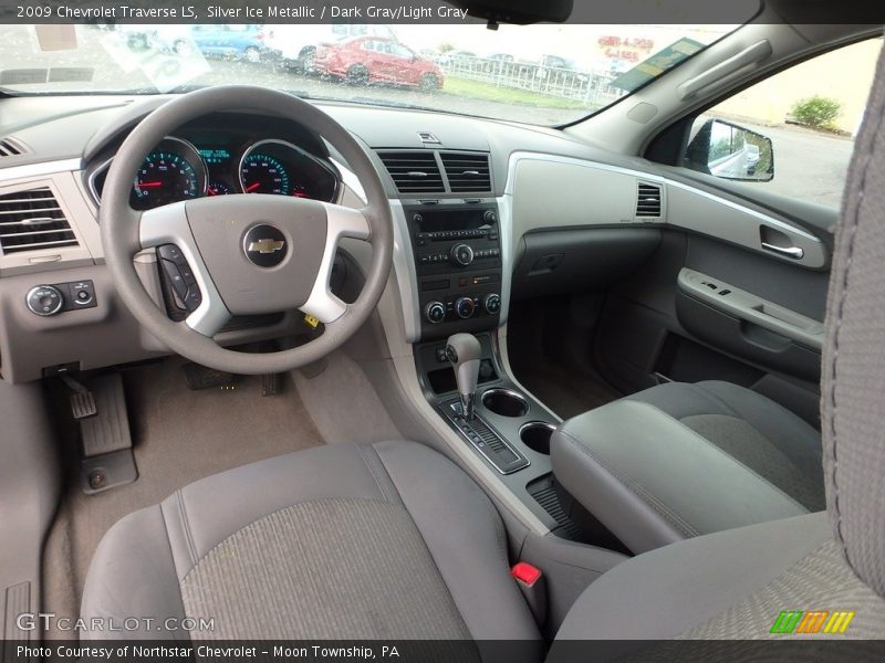 Silver Ice Metallic / Dark Gray/Light Gray 2009 Chevrolet Traverse LS