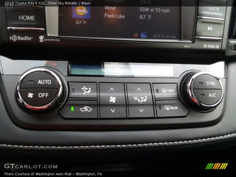 Controls of 2018 RAV4 XLE