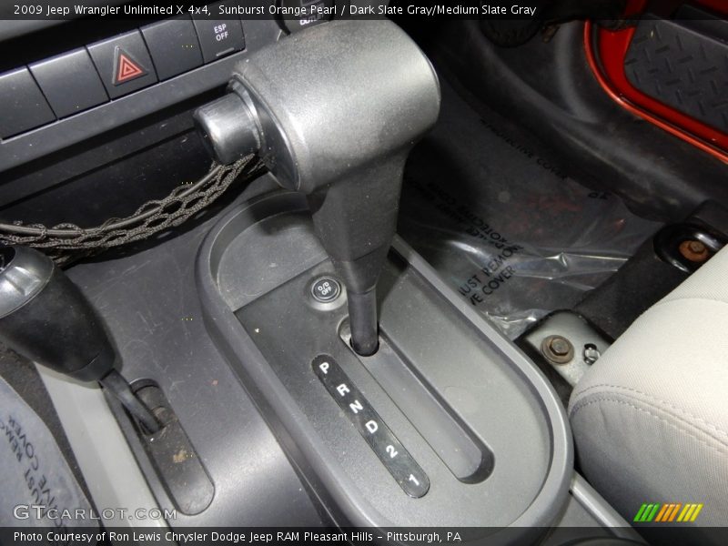 Sunburst Orange Pearl / Dark Slate Gray/Medium Slate Gray 2009 Jeep Wrangler Unlimited X 4x4