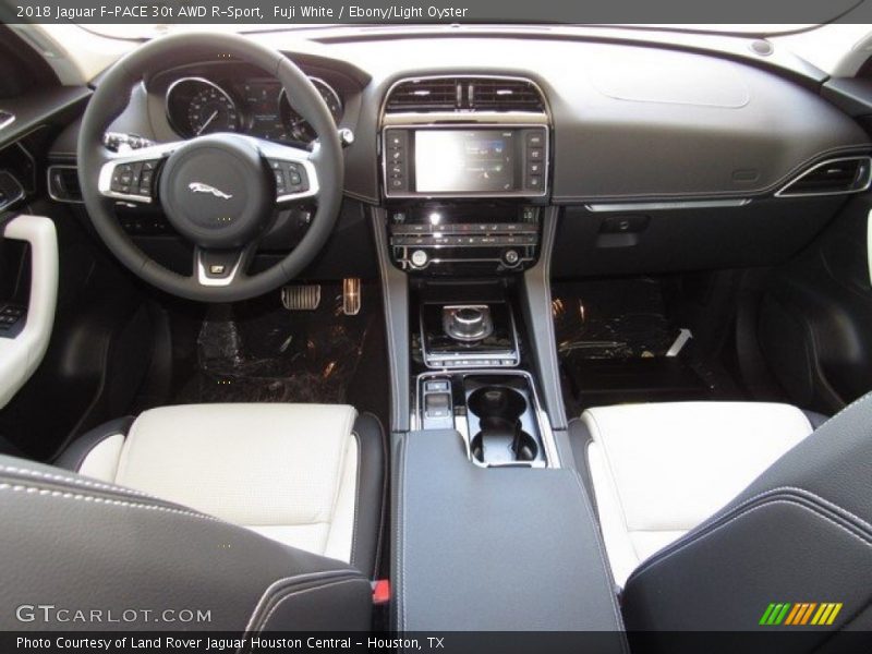 Dashboard of 2018 F-PACE 30t AWD R-Sport