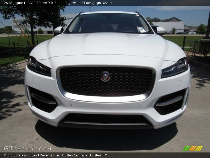 Fuji White / Ebony/Light Oyster 2018 Jaguar F-PACE 30t AWD R-Sport