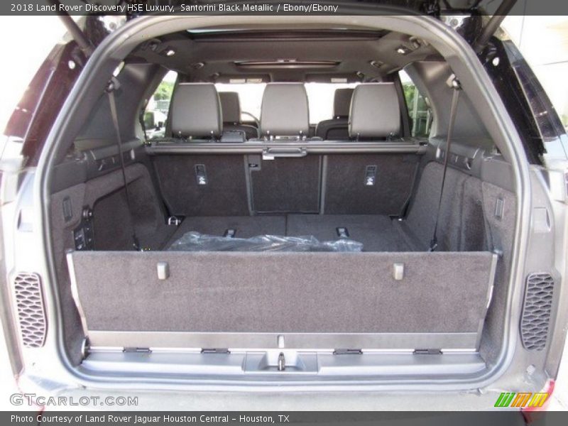 Santorini Black Metallic / Ebony/Ebony 2018 Land Rover Discovery HSE Luxury