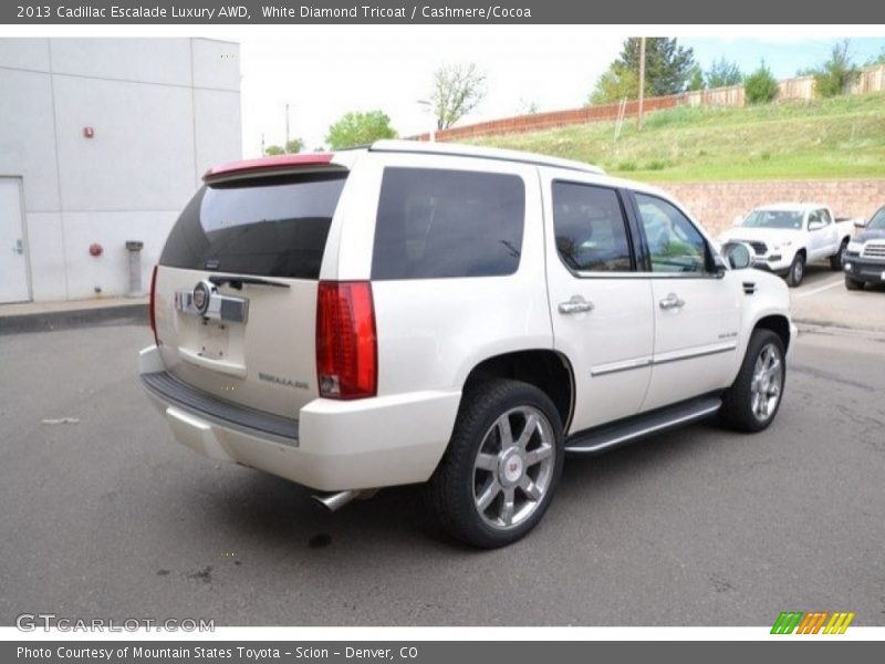 White Diamond Tricoat / Cashmere/Cocoa 2013 Cadillac Escalade Luxury AWD