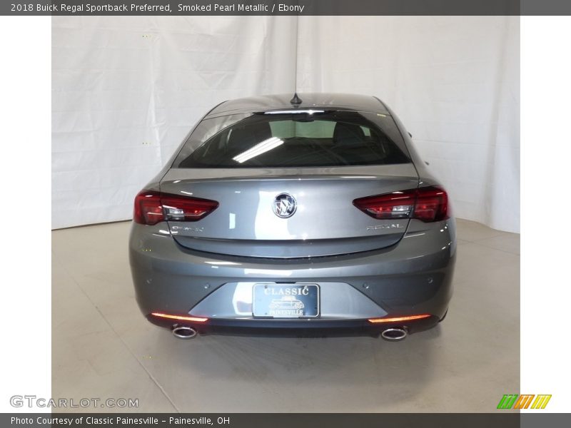Smoked Pearl Metallic / Ebony 2018 Buick Regal Sportback Preferred