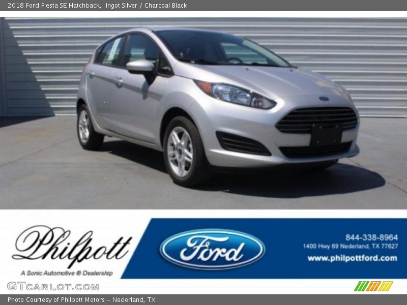 Ingot Silver / Charcoal Black 2018 Ford Fiesta SE Hatchback