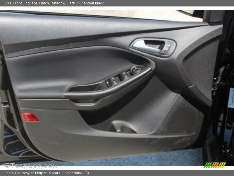 Shadow Black / Charcoal Black 2018 Ford Focus SE Hatch