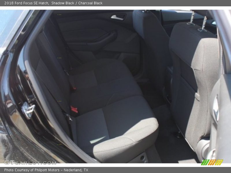 Shadow Black / Charcoal Black 2018 Ford Focus SE Hatch