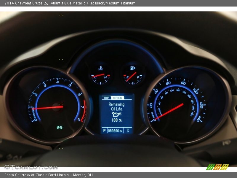 Atlantis Blue Metallic / Jet Black/Medium Titanium 2014 Chevrolet Cruze LS