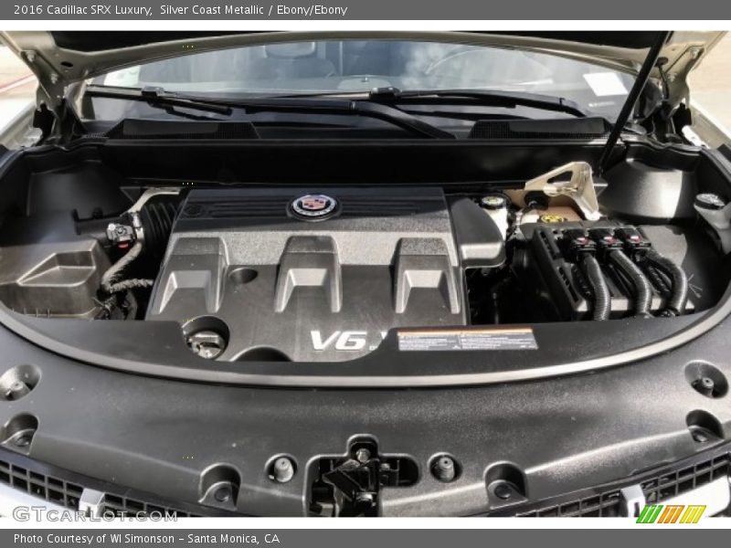 Silver Coast Metallic / Ebony/Ebony 2016 Cadillac SRX Luxury