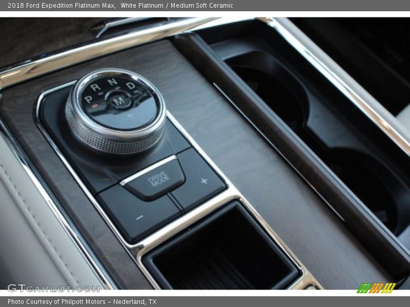 White Platinum / Medium Soft Ceramic 2018 Ford Expedition Platinum Max