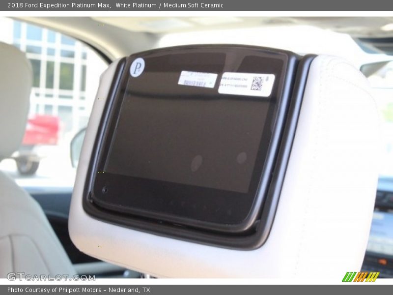 White Platinum / Medium Soft Ceramic 2018 Ford Expedition Platinum Max