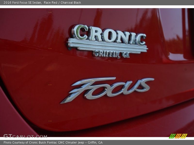 Race Red / Charcoal Black 2016 Ford Focus SE Sedan