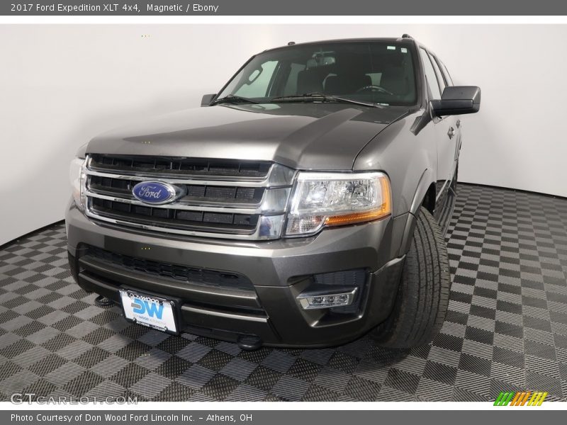 Magnetic / Ebony 2017 Ford Expedition XLT 4x4
