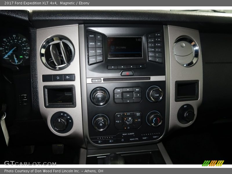 Magnetic / Ebony 2017 Ford Expedition XLT 4x4