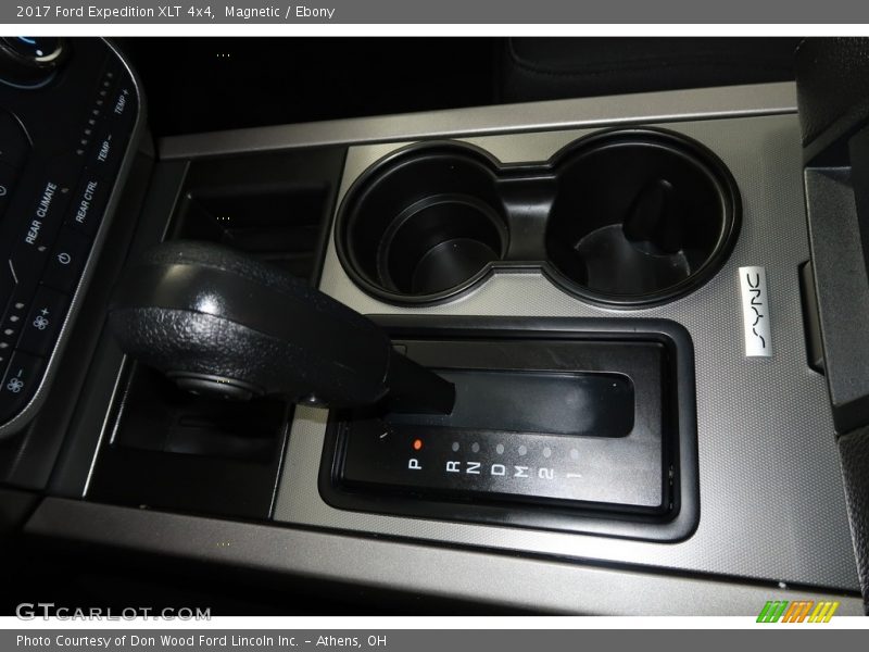 Magnetic / Ebony 2017 Ford Expedition XLT 4x4