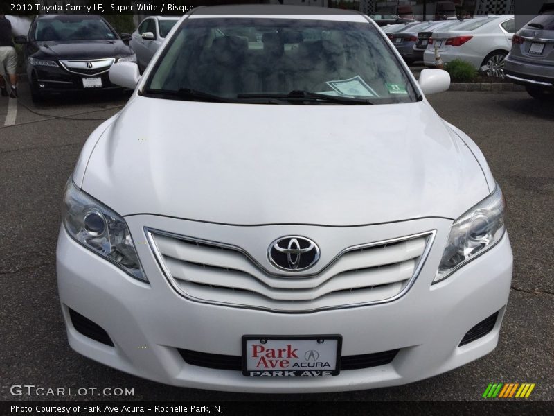 Super White / Bisque 2010 Toyota Camry LE