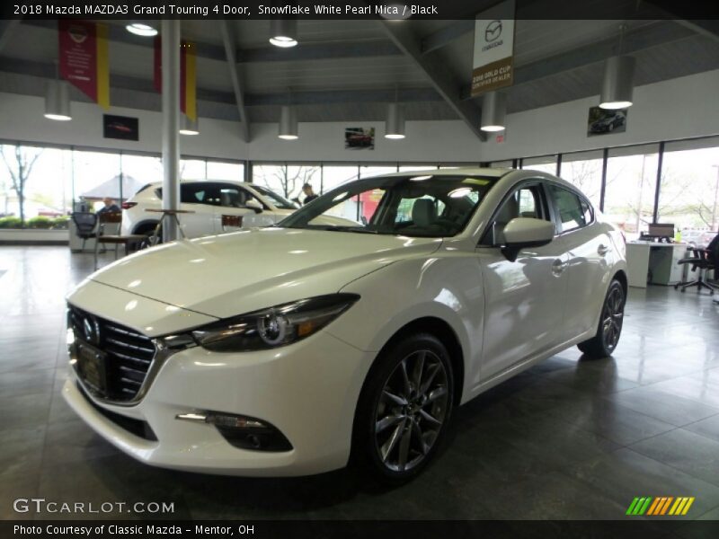 Snowflake White Pearl Mica / Black 2018 Mazda MAZDA3 Grand Touring 4 Door