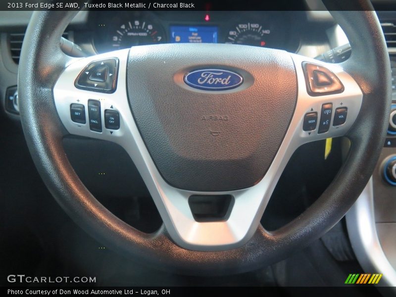 Tuxedo Black Metallic / Charcoal Black 2013 Ford Edge SE AWD