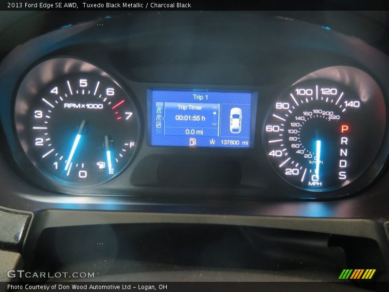 Tuxedo Black Metallic / Charcoal Black 2013 Ford Edge SE AWD