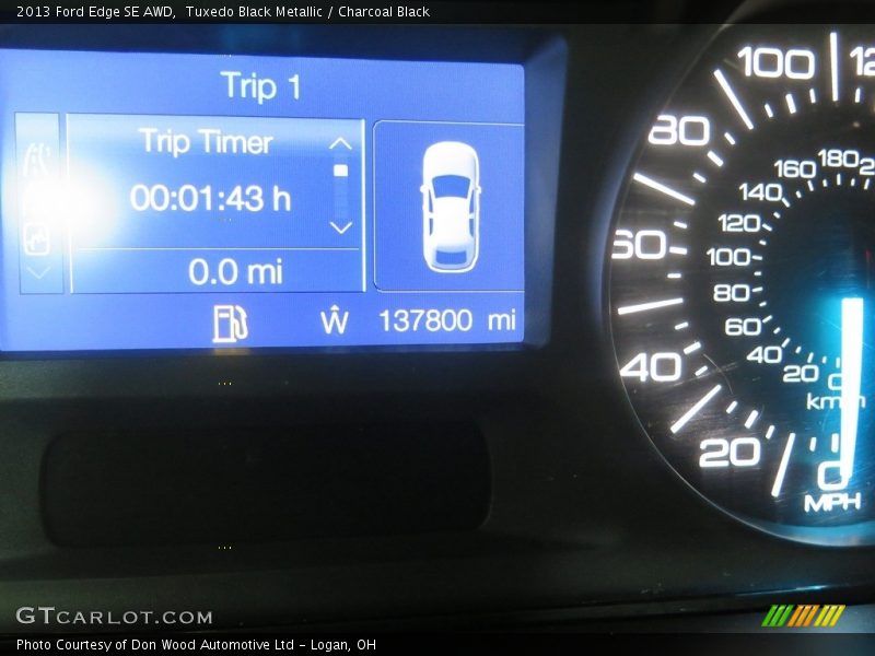Tuxedo Black Metallic / Charcoal Black 2013 Ford Edge SE AWD