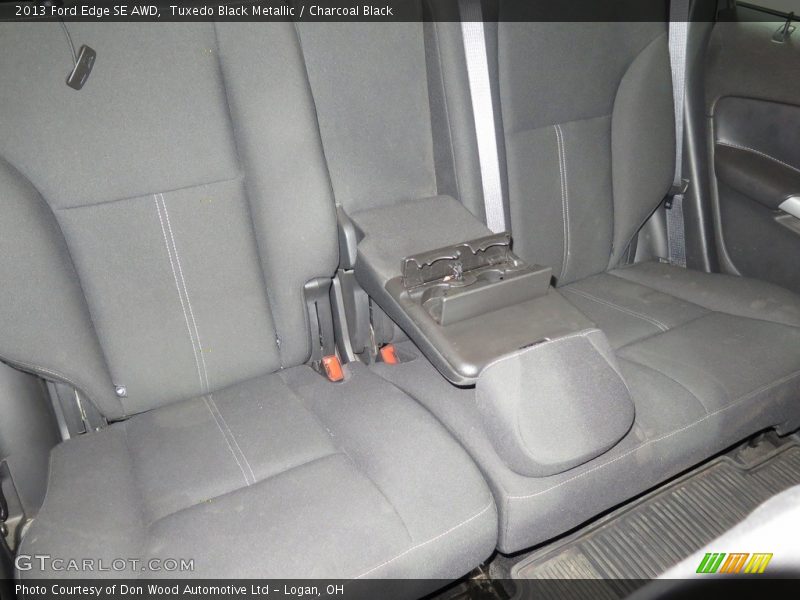 Tuxedo Black Metallic / Charcoal Black 2013 Ford Edge SE AWD