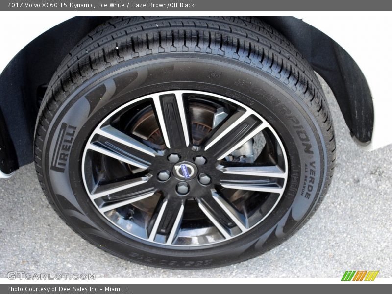  2017 XC60 T5 Dynamic Wheel