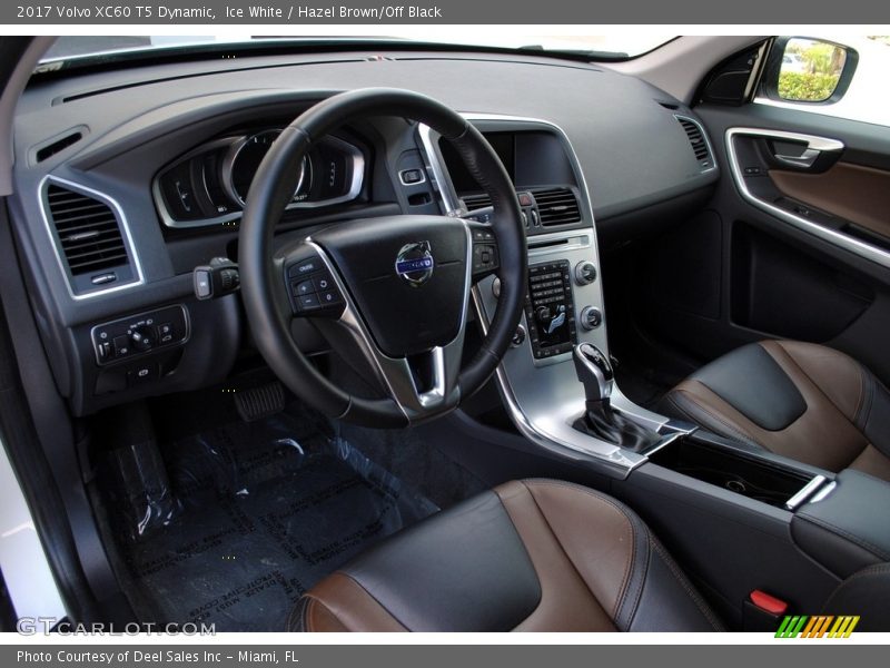 Hazel Brown/Off Black Interior - 2017 XC60 T5 Dynamic 
