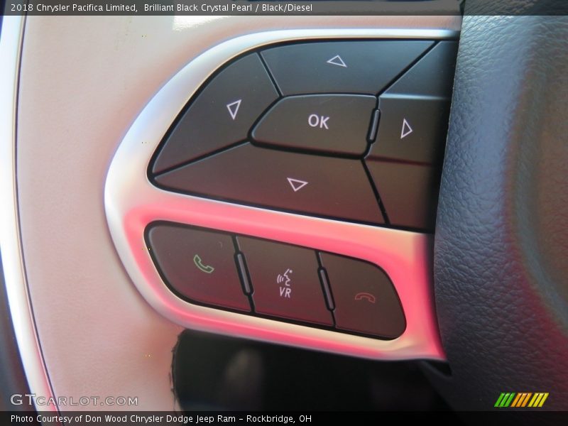 Brilliant Black Crystal Pearl / Black/Diesel 2018 Chrysler Pacifica Limited