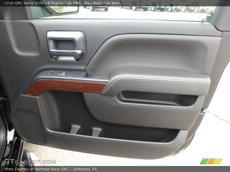 Onyx Black / Jet Black 2018 GMC Sierra 1500 SLE Regular Cab 4WD
