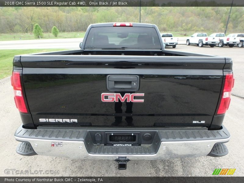 Onyx Black / Jet Black 2018 GMC Sierra 1500 SLE Regular Cab 4WD