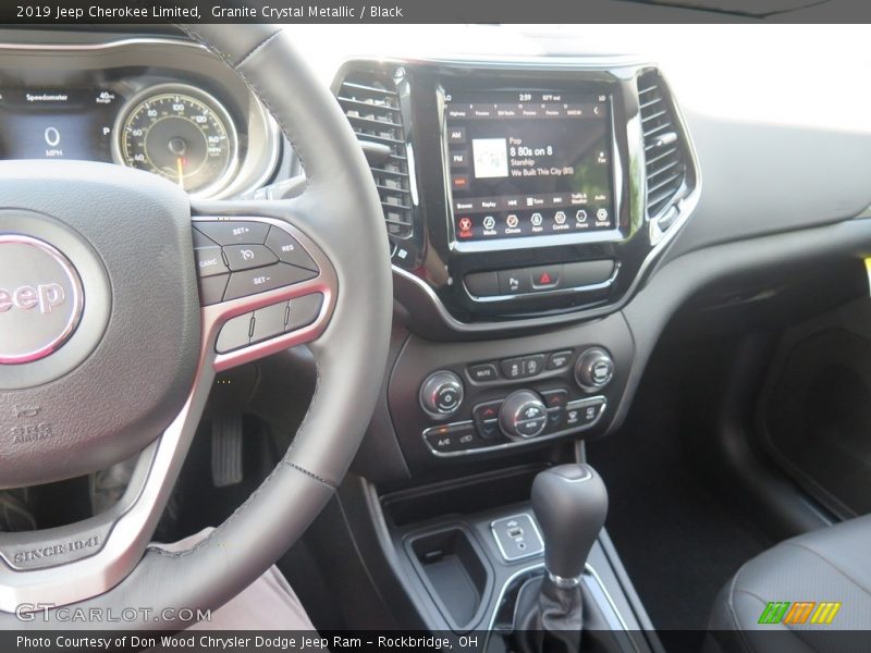 Granite Crystal Metallic / Black 2019 Jeep Cherokee Limited