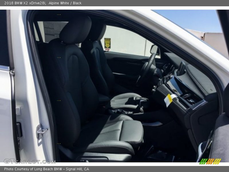 Alpine White / Black 2018 BMW X2 xDrive28i
