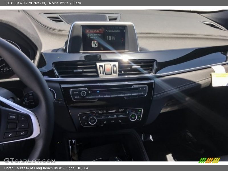 Alpine White / Black 2018 BMW X2 xDrive28i