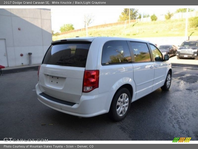 White Knuckle / Black/Light Graystone 2017 Dodge Grand Caravan SE