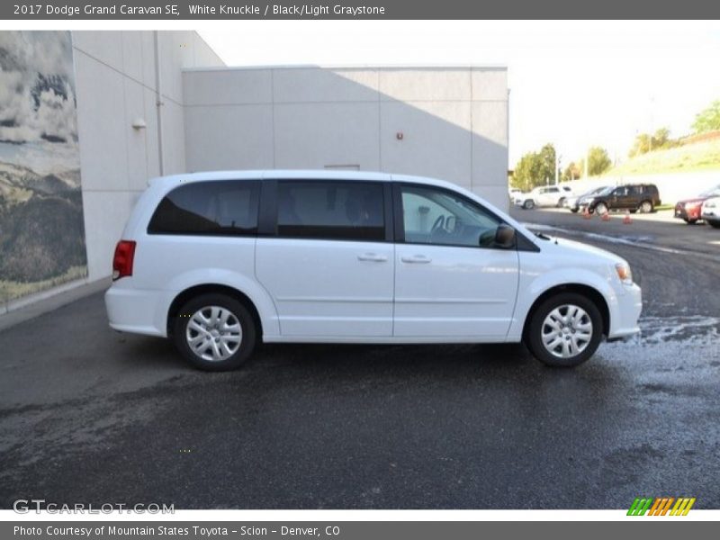 White Knuckle / Black/Light Graystone 2017 Dodge Grand Caravan SE
