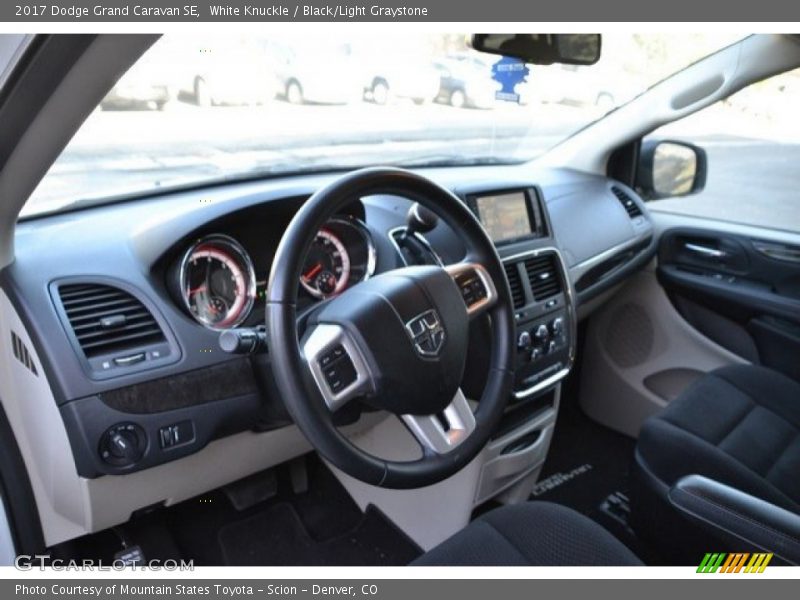 White Knuckle / Black/Light Graystone 2017 Dodge Grand Caravan SE