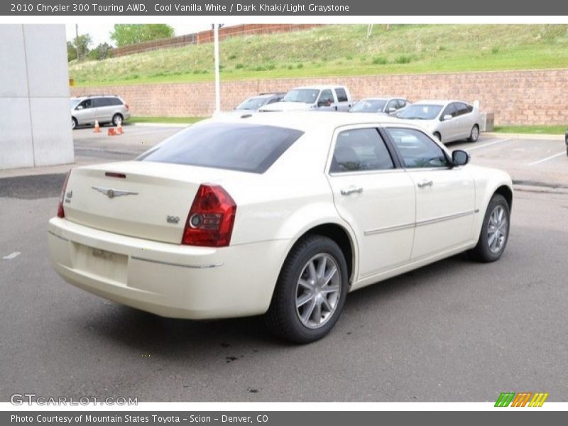 Cool Vanilla White / Dark Khaki/Light Graystone 2010 Chrysler 300 Touring AWD