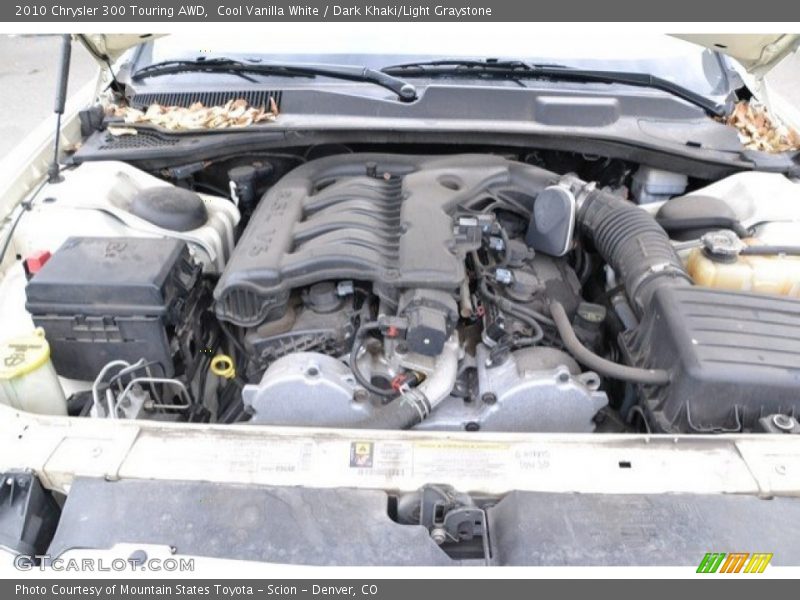 Cool Vanilla White / Dark Khaki/Light Graystone 2010 Chrysler 300 Touring AWD