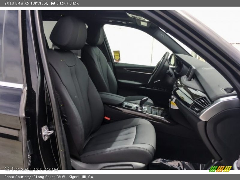 Jet Black / Black 2018 BMW X5 sDrive35i