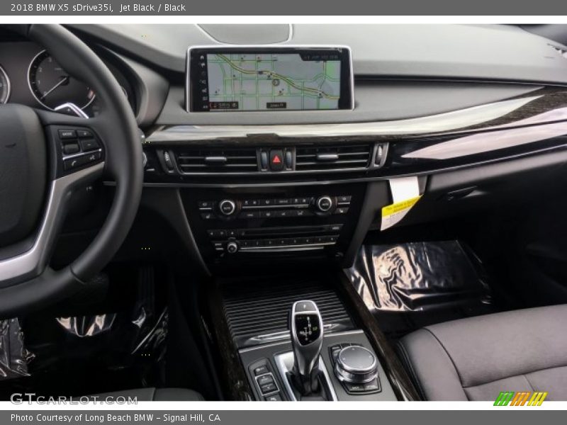Jet Black / Black 2018 BMW X5 sDrive35i
