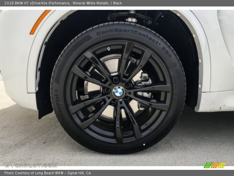 Mineral White Metallic / Black 2018 BMW X5 xDrive40e iPerfomance