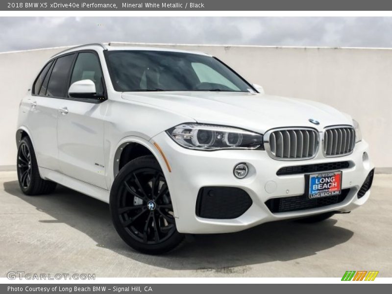 Mineral White Metallic / Black 2018 BMW X5 xDrive40e iPerfomance