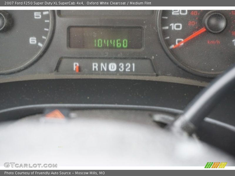 Oxford White Clearcoat / Medium Flint 2007 Ford F250 Super Duty XL SuperCab 4x4