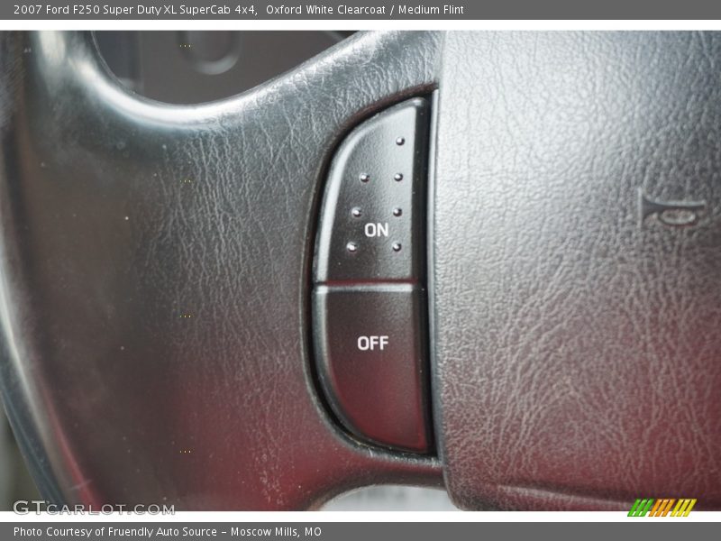 Oxford White Clearcoat / Medium Flint 2007 Ford F250 Super Duty XL SuperCab 4x4