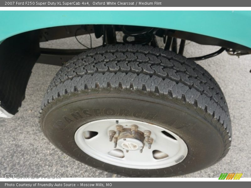 Oxford White Clearcoat / Medium Flint 2007 Ford F250 Super Duty XL SuperCab 4x4